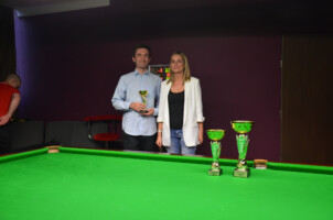 Od lewej: Szymon Szmagaj, Katarzyna Kulazińska (Managerka Klubu Frame)